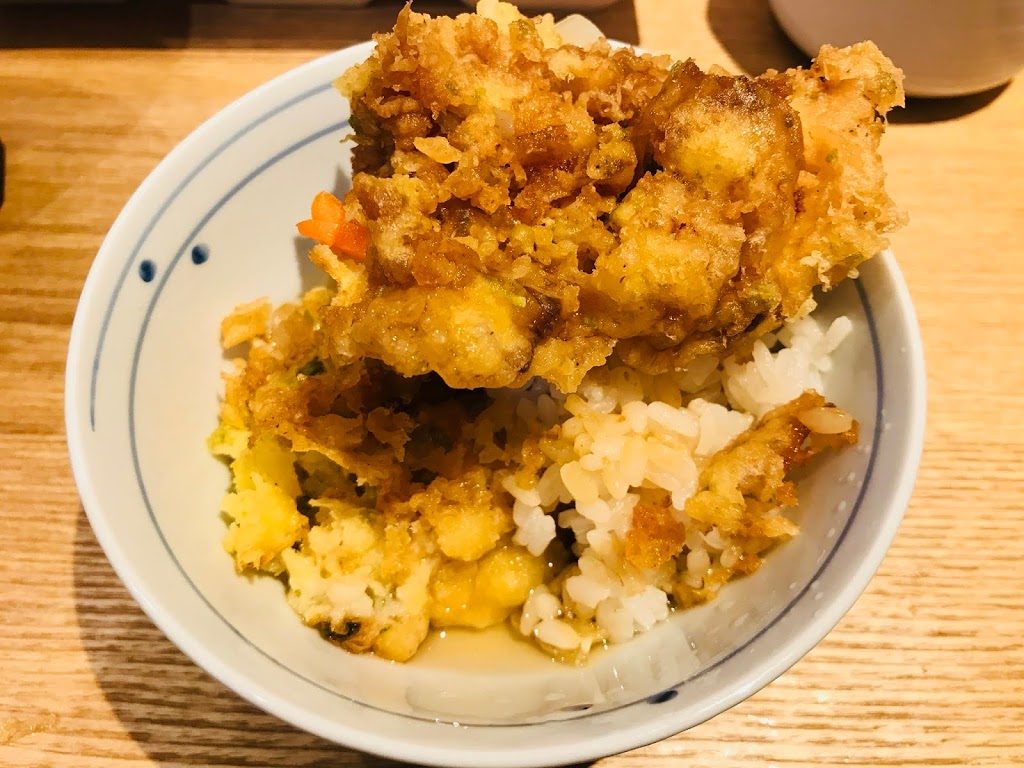 Shitamachi Tendon Akimitsu (Westgate) - Kakiage Tendon Inside