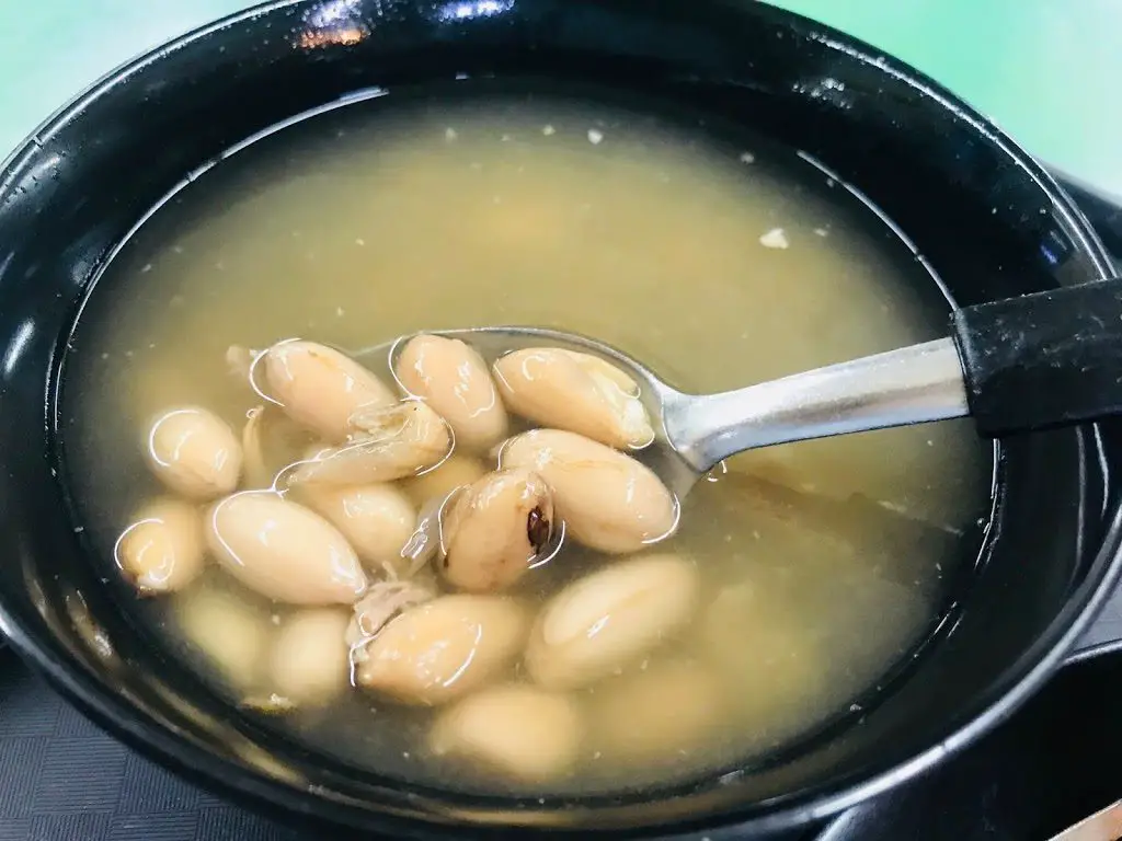 Xiang Mei Roasted Meat - Peanut Soup Inside