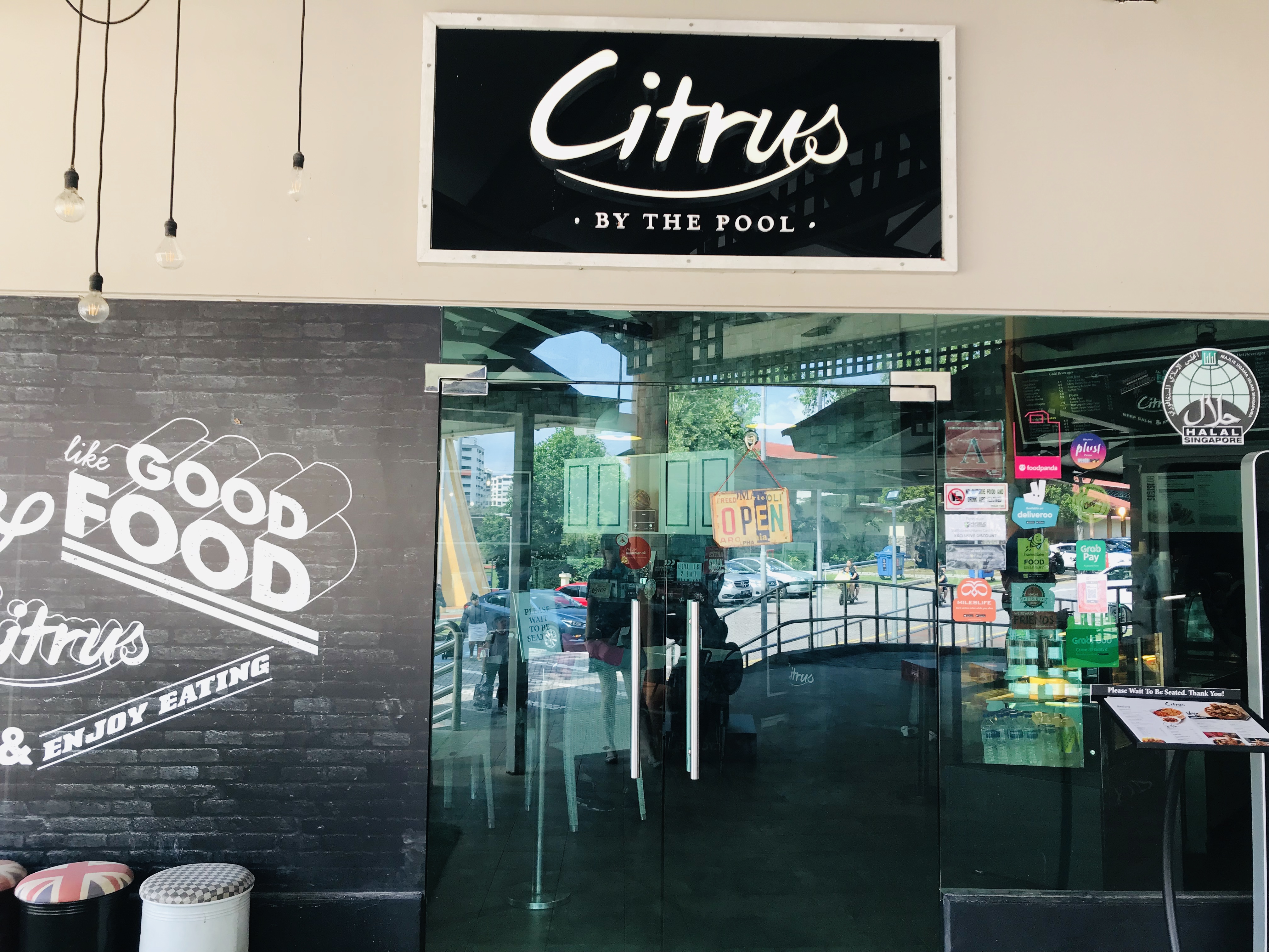 Citrus By The Pool - Restaurant Front