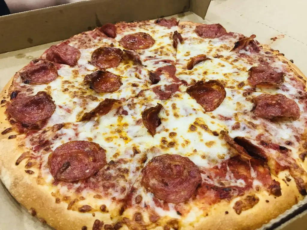 Little Caesars Pizza World S Third Largest Pizza Chain In Raffles Place   Little Caesars Pizza Classic Pepperoni 1024x768 