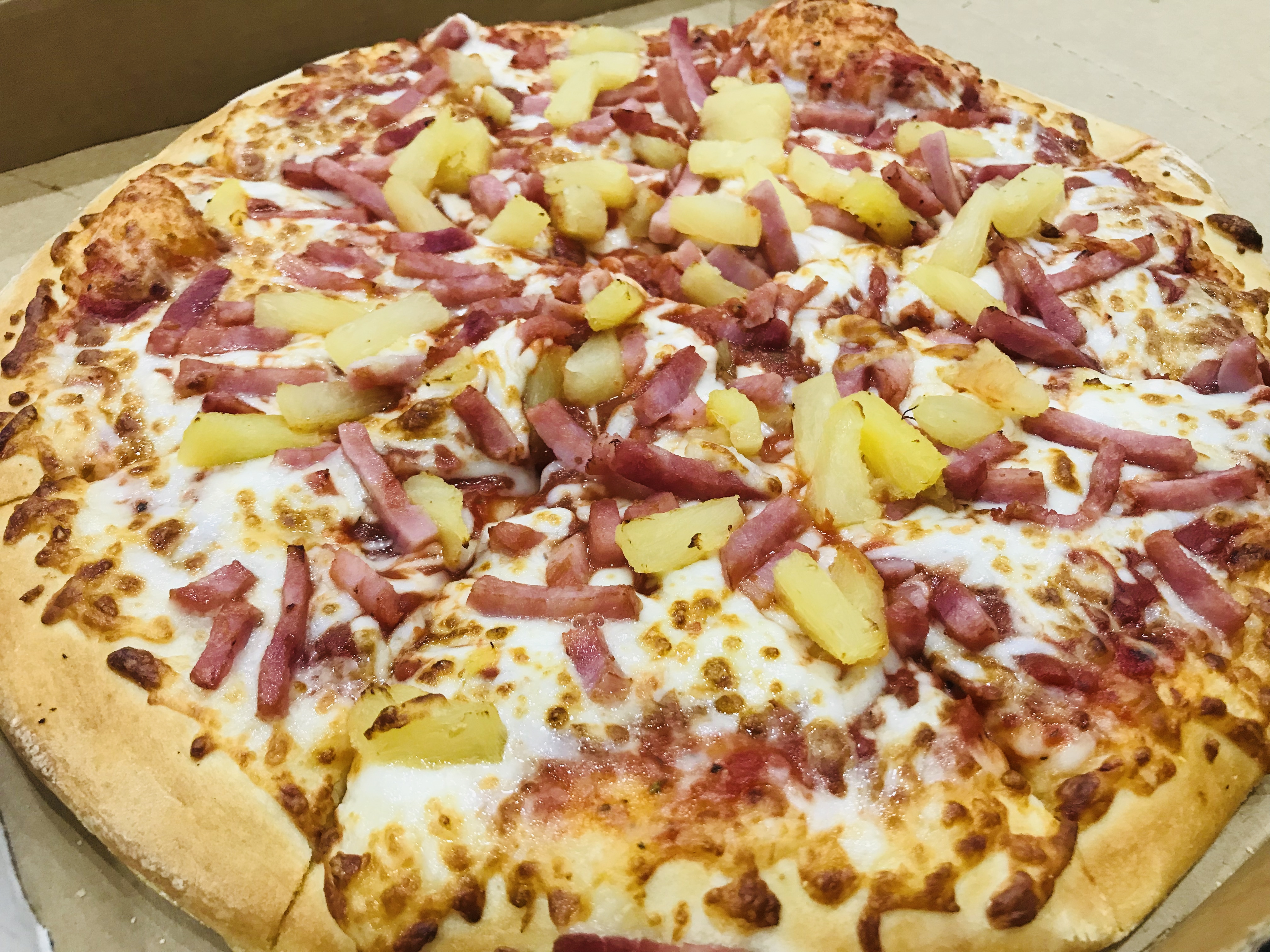 Little Caesars Pizza - Hula Hawaiian