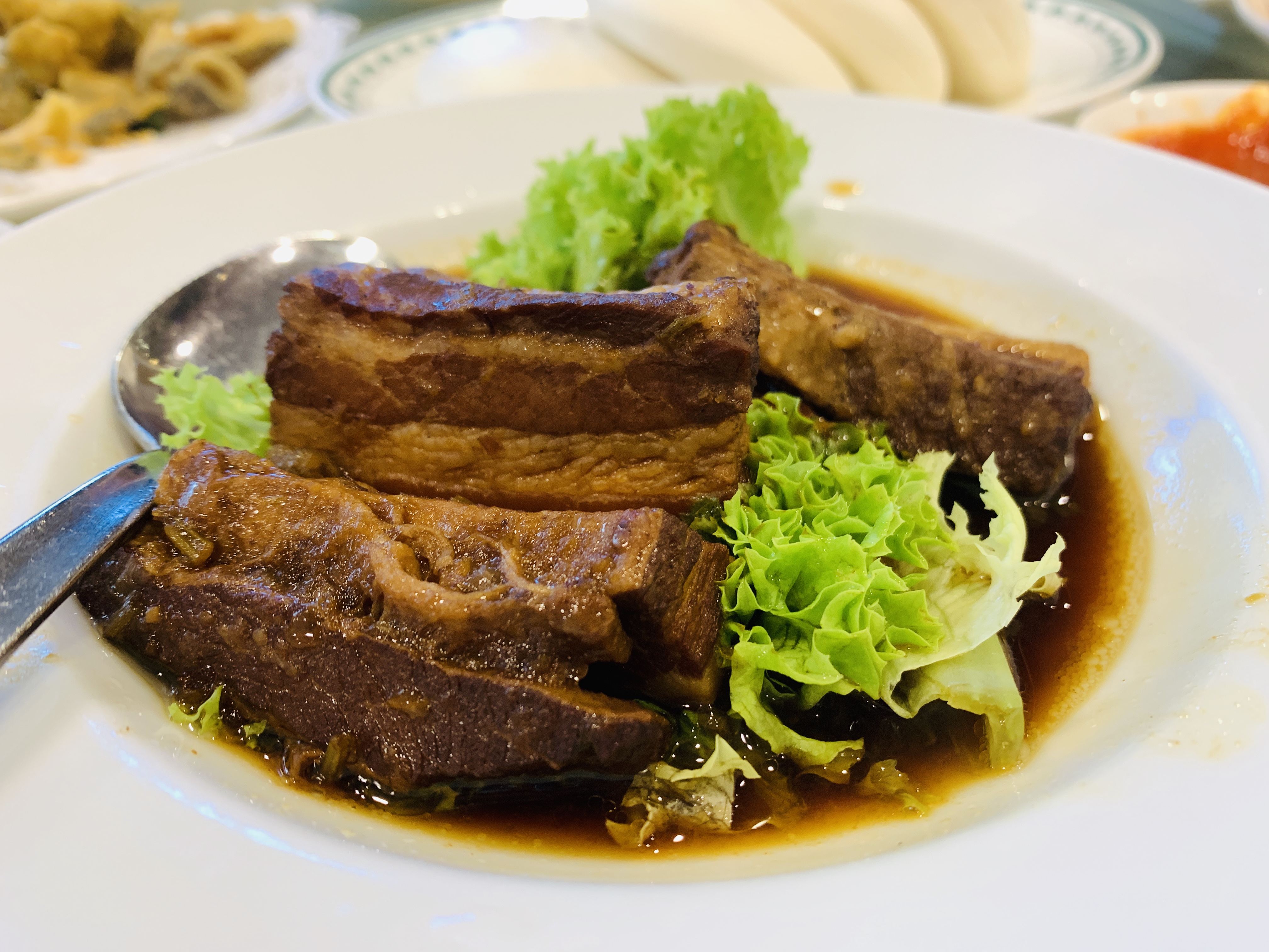 Ban Heng - Braised Dong Po Pork Belly served with Steamed Bun