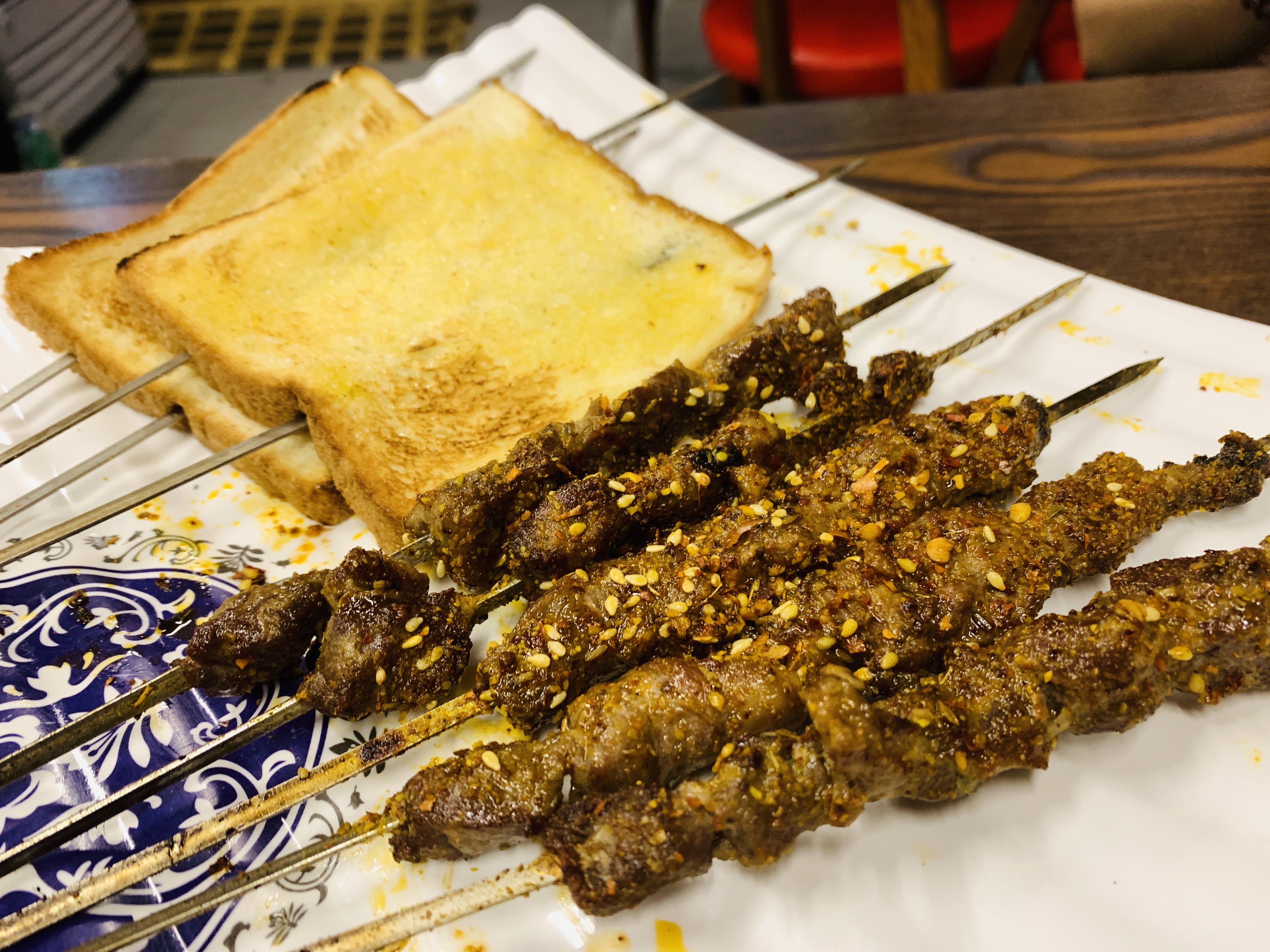 Xiao Yao Ge - Grill Fresh Mutton and Grill Bread Slice