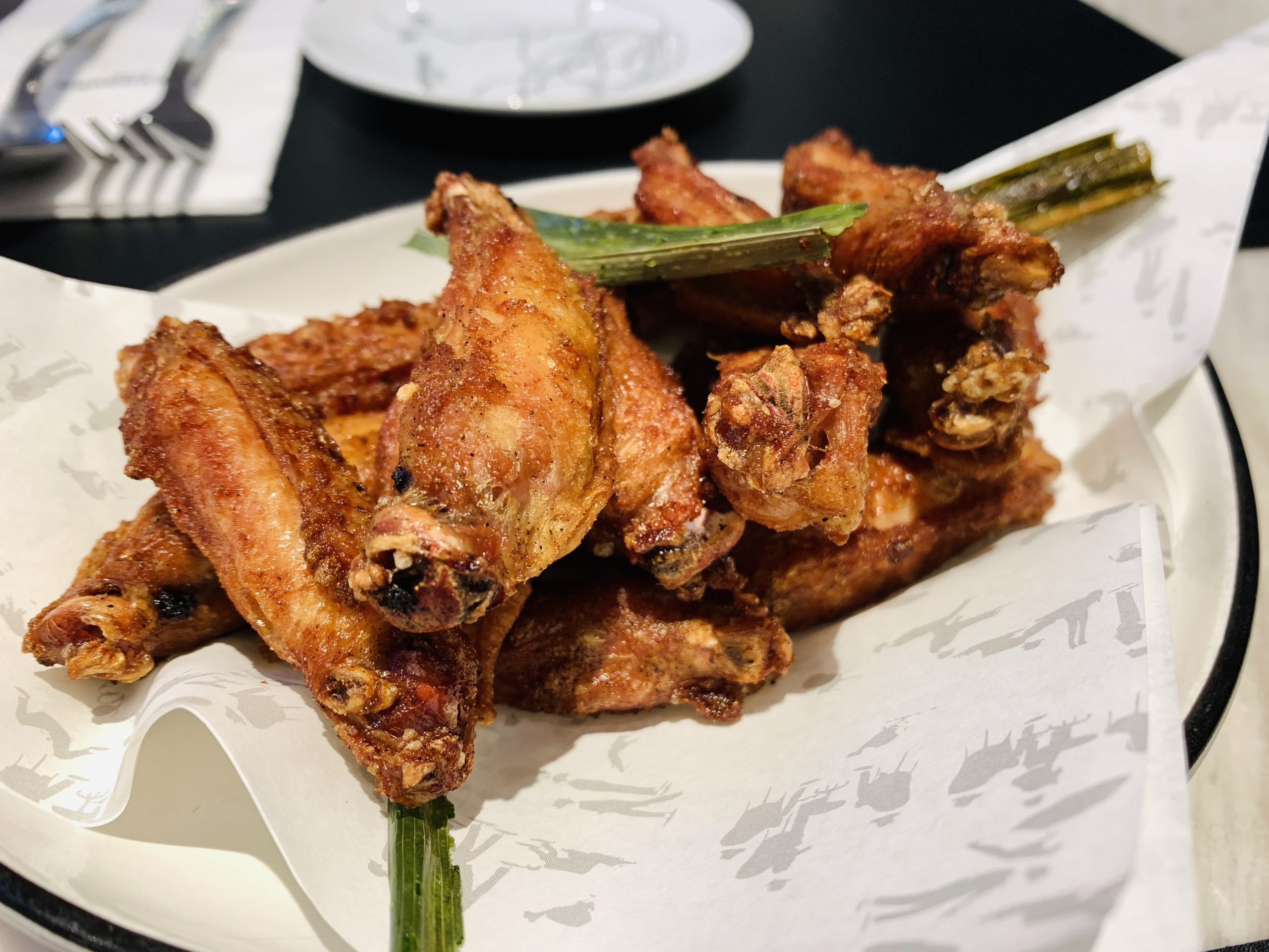 Greyhound Cafe - Greyhound Famous Fried Chicken Wings