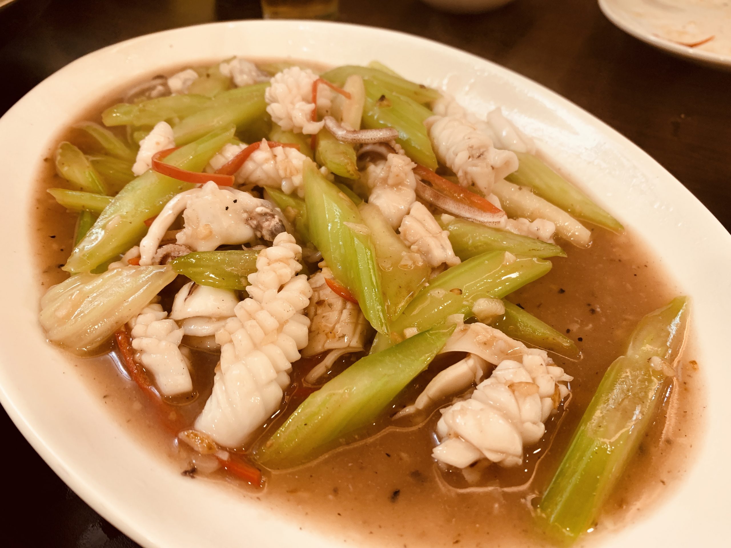 Da Niu Chao Shan Hai Xian - Stir Fried Squid with Celery