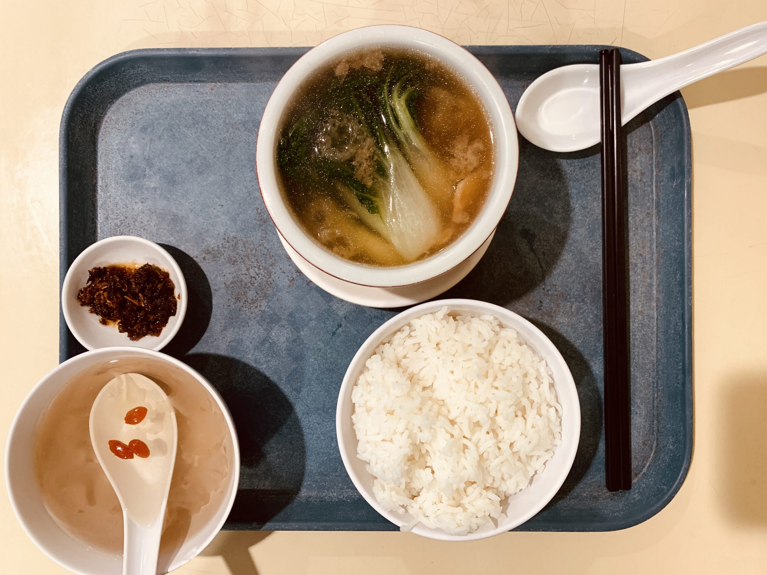 Rabbit Brand Seafood Delicacies - Set L Shark's Fin + Top Shell in Clear Soup + Rice + Chinese Tea