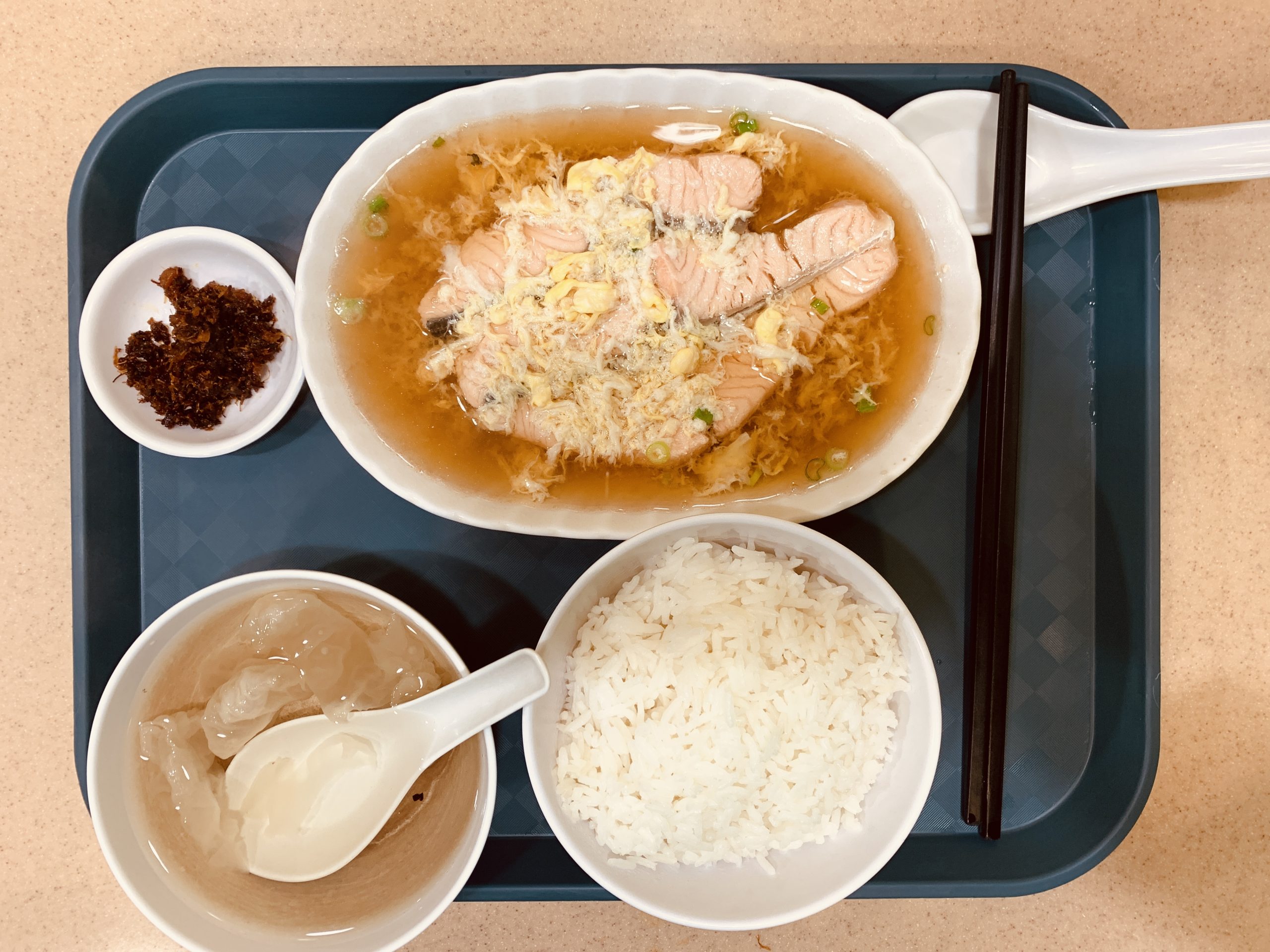 Rabbit Brand Seafood Delicacies - Set W Norway Salmon Fish with Japanese Stock (served with rice)