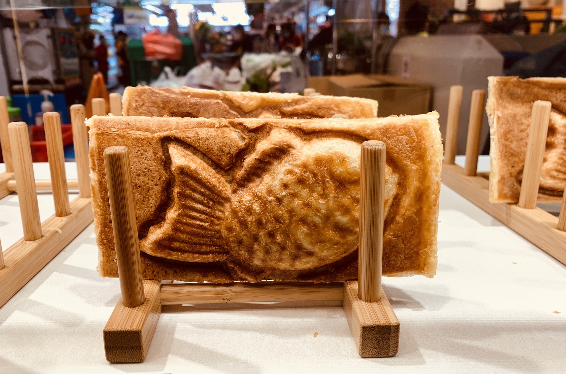 Tai-Croissant - Display