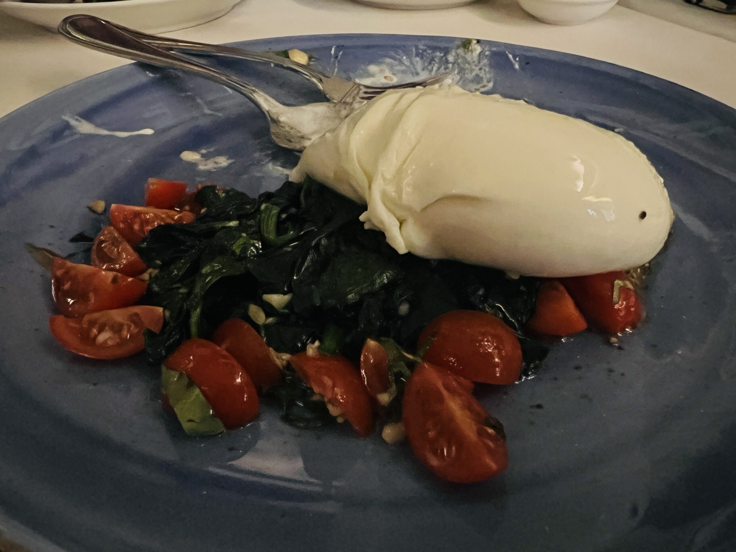 Da Luca Italian Restaurant - 300gm Burrata Con Spinach , Pomodorini E Riduzione Al Balsamico