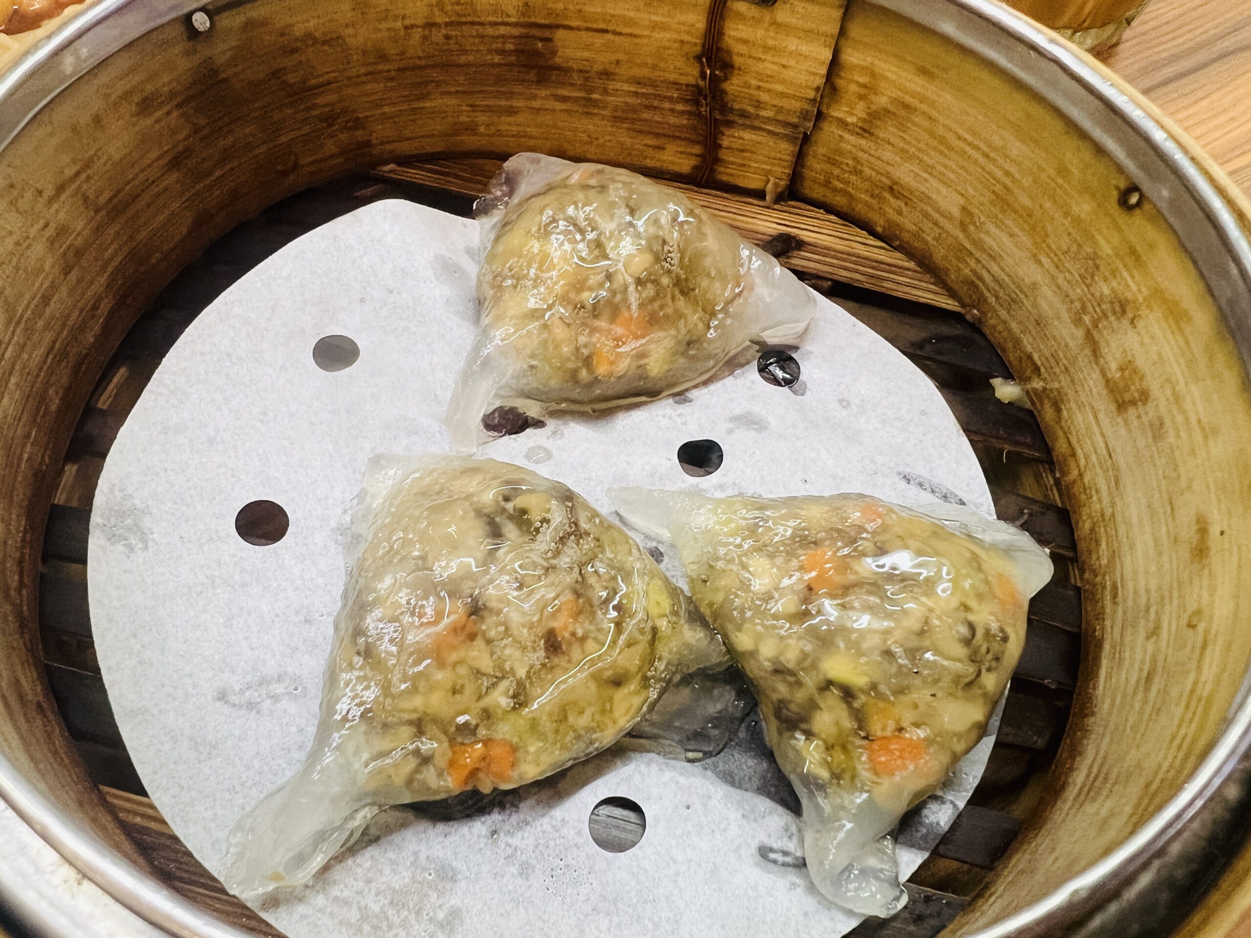 Hong Kong Dim Sum Shop - Steam Dice Mushroom Dumpling