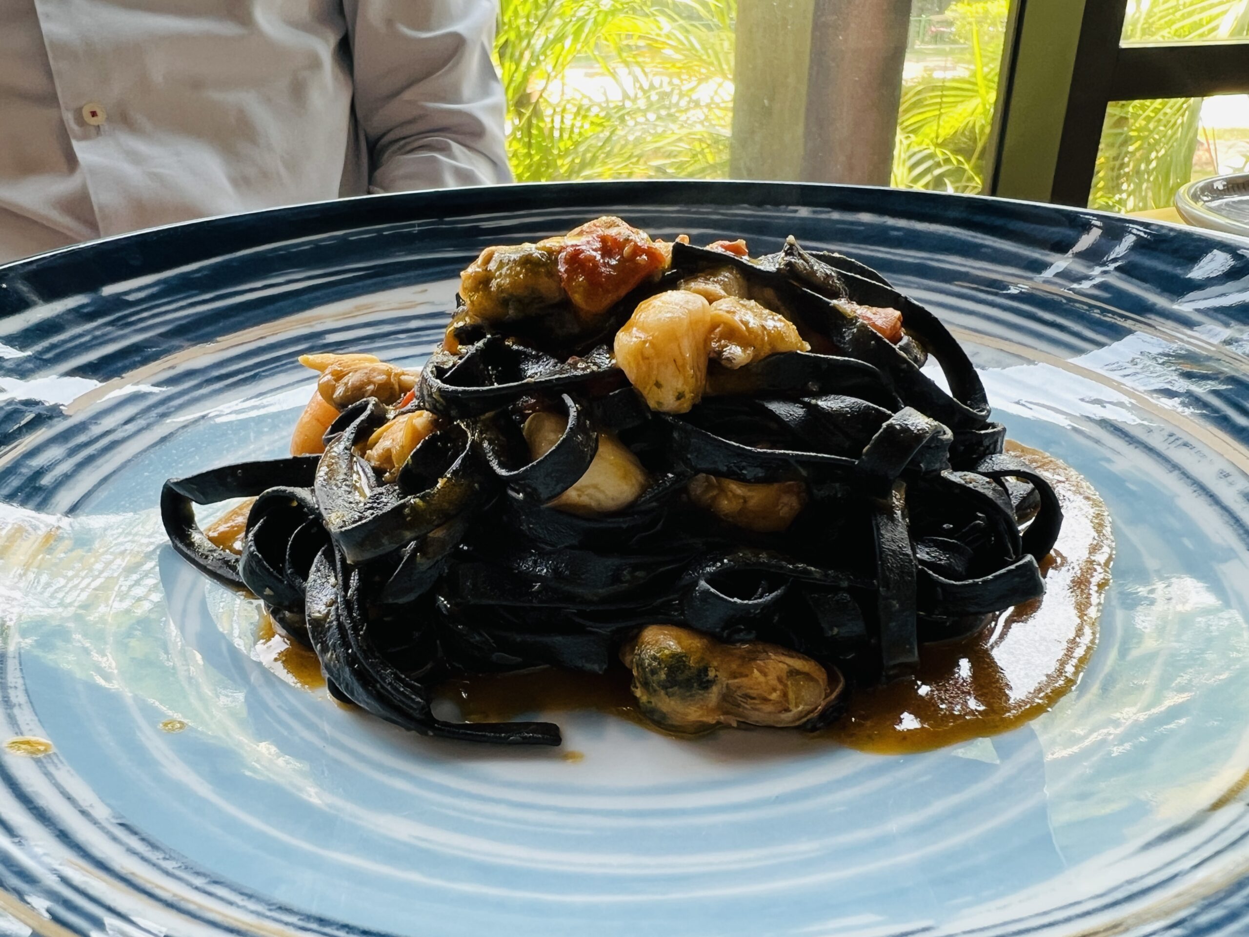 Pietrasanta The Italian Restaurant - Tagliatelle Al Nero Di Seppia Ai Fruti Di Mare