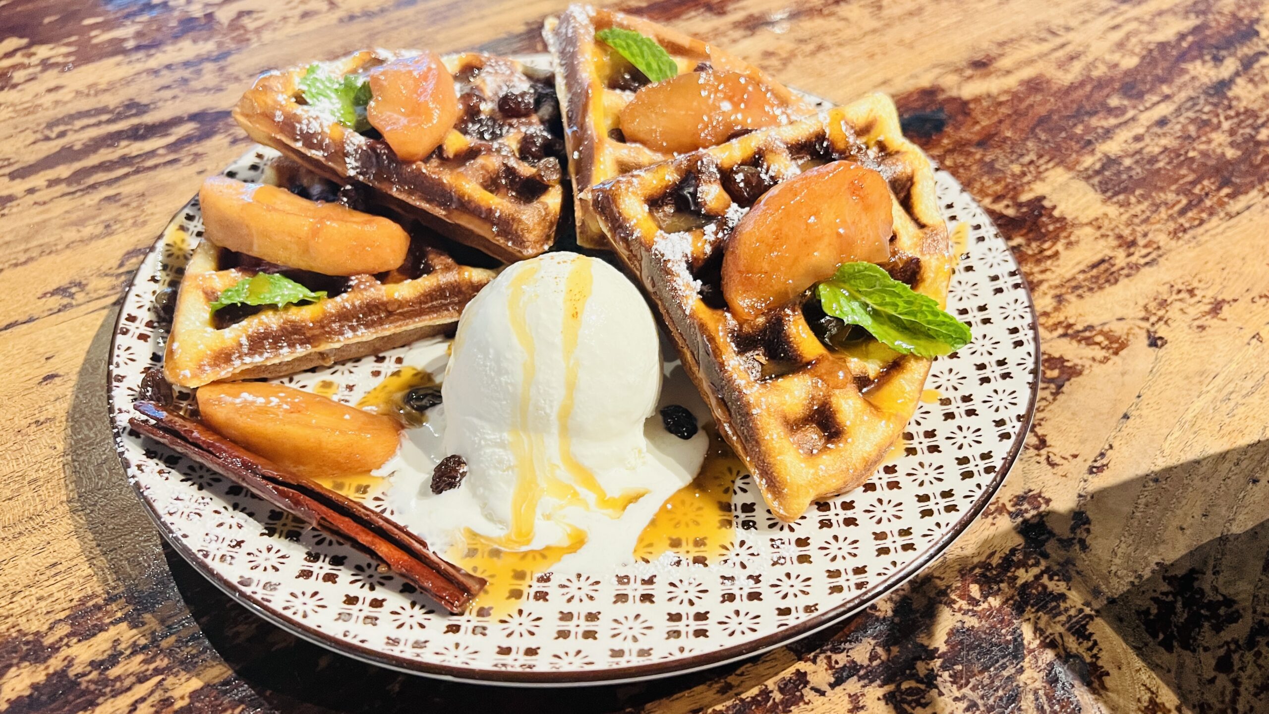 Shen & Co Cafe - Caramel & Cinnamon Apple Waffle