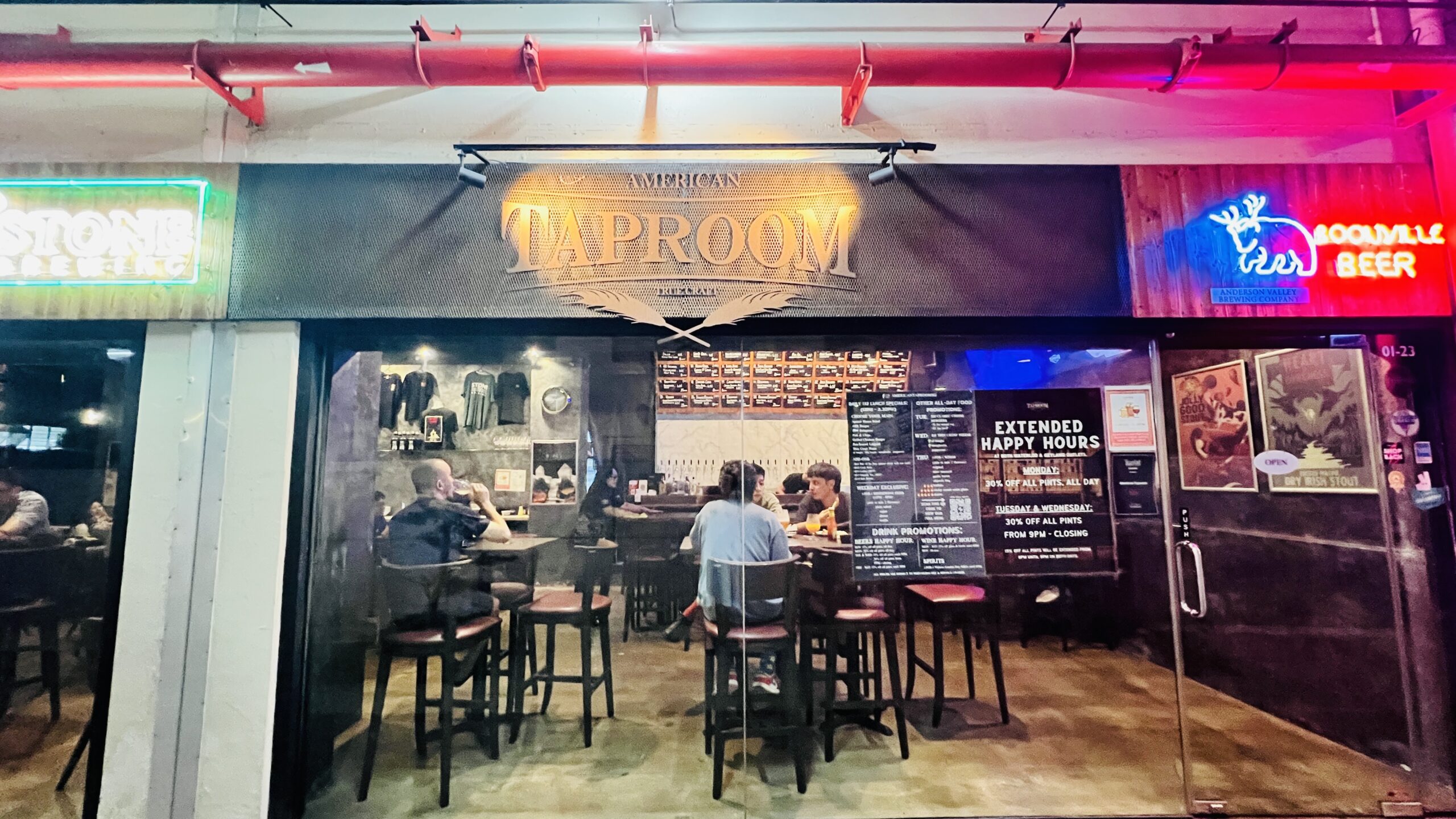 American Taproom - Restaurant Front