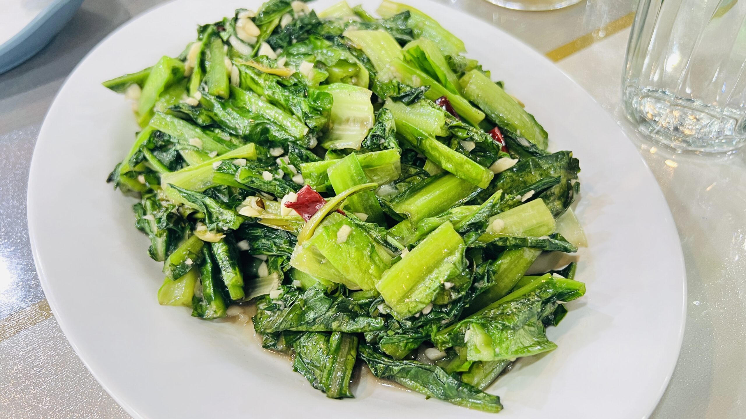 Wonderful Chinese Restaurant - Stir-Fry Lettuce with Garlic