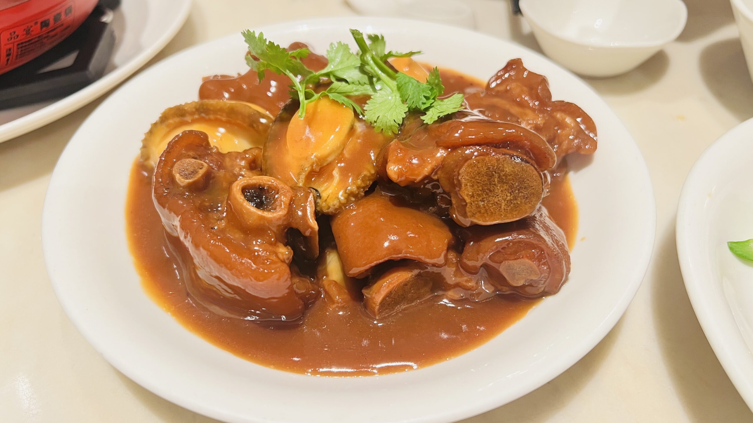 PUTIEN - Braised Pork Trotter and Abalone